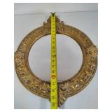 Round Decorative Mirror w/Guilded Finish