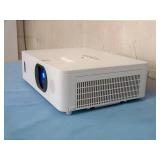 Hitachi CP-WU5505 WUXGA 5000-Lumen HD Home Theater LCD Projector / Projection System