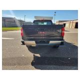 2015 GMC Sierra 1500 Regular Cab Pickup Truck