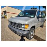 2003 Ford Econoline E-350 XL Super Duty 4 Door Van