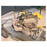 DeWalt® 12" Sliding Compound Miter Saw DW708 with Ridgid Miter Saw Utility Vehicle MS-UV