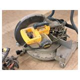 DeWalt® 12" Compound Miter Saw DW705