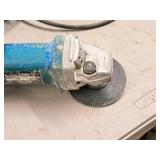 Makita® 4-1/2" Grinder 9557PB