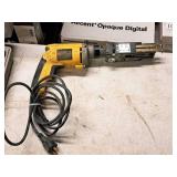 DeWalt® VSR Drywall Screwdriver DW272 with Grabber Super Drive 55 Series Attachment