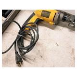 DeWalt® VSR Drywall Screwdriver DW272 with Grabber Super Drive 55 Series Attachment