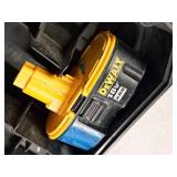 DeWalt® 18V 16-GA Finish Nailer Angled Magazine DC618 with Battery, Case