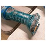 Makita® 18V Drywall Router / Cut-Out Tool XOC01