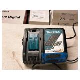 Makita® Li-ion 14.4-18V / Ni-MH 7.2-14.4V Cordless Tool Battery Charger DC18RC