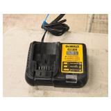 DeWalt® 12V Max / 20V Max Lithium Ion Battery Charger DCB112