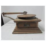 Antique Victor Phonograph/ Talking Machine