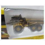 CAT 725 Articulated Truck Toy