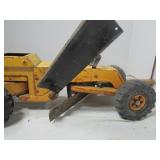 Vintage Tonka Road Grader Toy