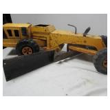 Vintage Tonka Road Grader Toy