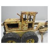 Vintage Tonka Road Grader Toy
