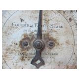 Vintage Columbia Family Scale