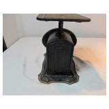Vintage Columbia Family Scale