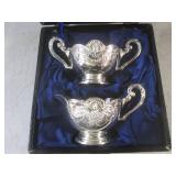 (EC1) Vintage Creamer and Sugar Bow...
