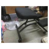 (BR1) Ergonomic Kneeling Posture Of...