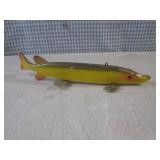 (FS) Fish Decoy 9 3/4" Plastic / Me...