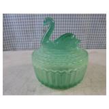 (CNTR) Vintage Jeannette Glass Swan...