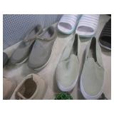 (EW4) Assorted Shoes...