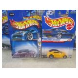 (EC1) Assorted Hot Wheels in Packag...