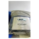Blue Tufted Quilt Twin/Full and Queen Polar Fleece Fitted Sheet Set