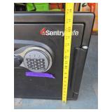 Working Heavy Duty SENTRY SAFE w/Combo
