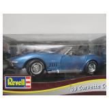 Lot of 5 Mint in Box Diecast Metal Cars - CORVETTE