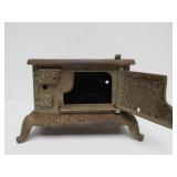 Original Antique Cast Iron ROYAL Toy Stove