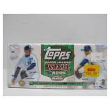 Factory Sealed Topps Baseball Card Set - 1999 w/Nolan Ryan
