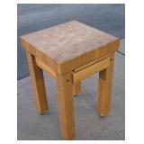 Very Nice LES GOURMAND Butcher Block Style Kitchen Island Table w/Slide-Out Cutting Board