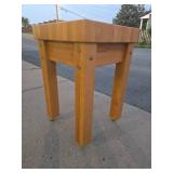 Very Nice LES GOURMAND Butcher Block Style Kitchen Island Table w/Slide-Out Cutting Board