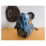 Working Industrial buffer MAchine