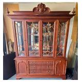 Excellent Quality and Condition LEXINGTON 2-Piece Hutch / China Cabinet