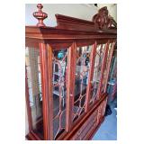 Excellent Quality and Condition LEXINGTON 2-Piece Hutch / China Cabinet