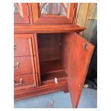 Excellent Quality and Condition LEXINGTON 2-Piece Hutch / China Cabinet