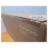 SAMSUNG Model CU 7000 43" UHD TV