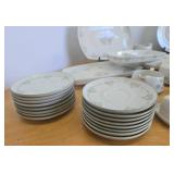 Large Set of Vintage FRANCISCAN WARE Discovery Dish Ware
