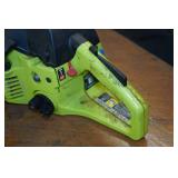 Poulan 2075 Gas Chain Saw