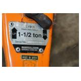 Ingersoll-Rand 1-1/2 Ton Chain Hoist