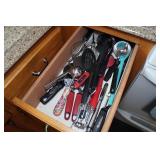 Kitchen Contents - Dishes, Small Appliances, Cookware