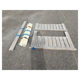 FULL-SIZE HEADBOARD AND FOOTBOARD SET FULL-SIZE HEADBOARD AND FOOTBOARD SET