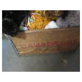 Vintage Wood Canada Dry crate overf...