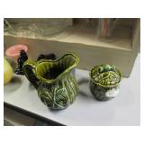 Collection of Kitchen related decor...