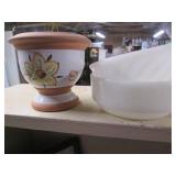 Collection of Kitchen related decor...