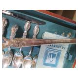 Vintage plated flatware with wood c...