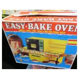 Vintage Easy-Bake oven in original ...