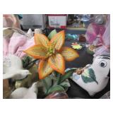 Wide variety of vintage collectible...