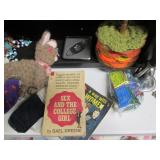 Vintage collectibles including book...